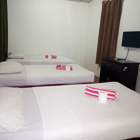 Sun Moon Poolside Hotel อังเฮเลส ภายนอก รูปภาพ